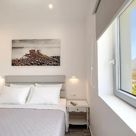Hermoso Luxury Hotel